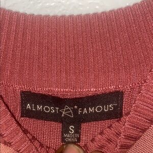 Almost Famous V-Neck Pink Sweater with Classic Ribbed Knit